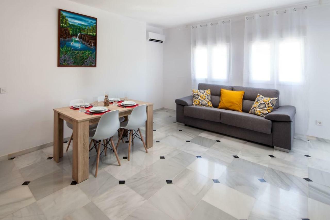 Wintowinrentals All Comforts Malaga Center ภายนอก รูปภาพ
